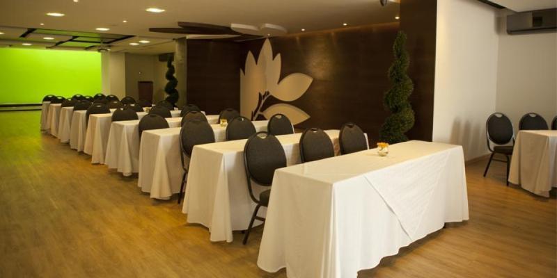 San Simon Hotel Pereira By Soratama Buitenkant foto Meeting room